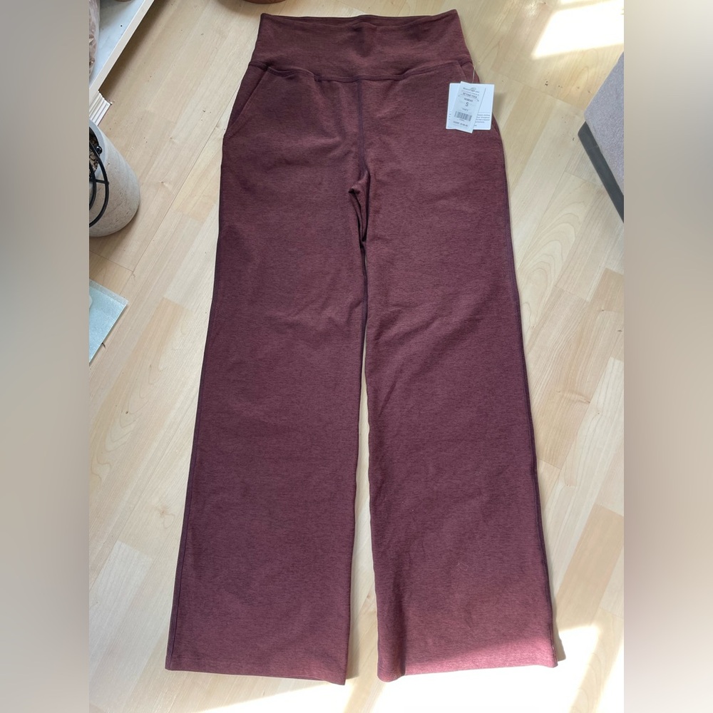 Beyond Yoga Spacedye Wideleg high waisted pants - NWT